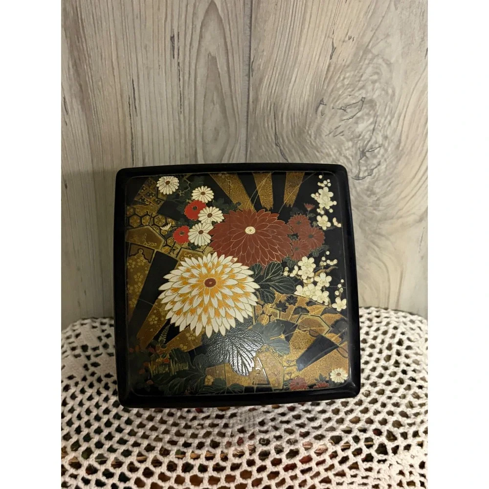 Vintage P. Shine Co Japanese Lacquerware Trinket Box Black Floral Chrysanthemum